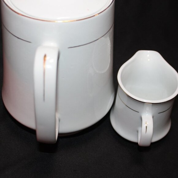 Vintage Lynns Fine China Teapot and Creamer White with Gold Trim - Picture 5 of 15